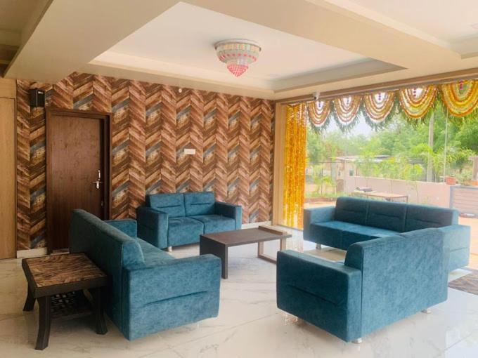 Swapnapurti Lodge, Akkalkot Akalkot Extérieur photo