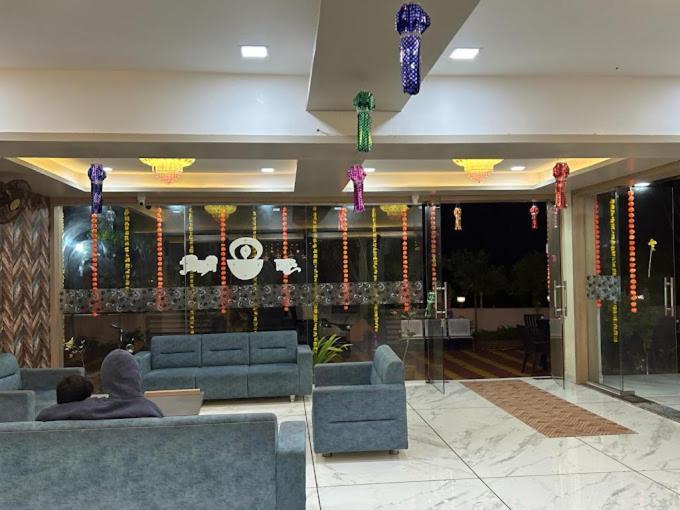 Swapnapurti Lodge, Akkalkot Akalkot Extérieur photo